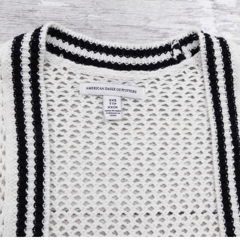 AMERICAN EAGLE OUTFITTERS CREAM LONG BTTN CARDIGAN - Picture 4 of 5